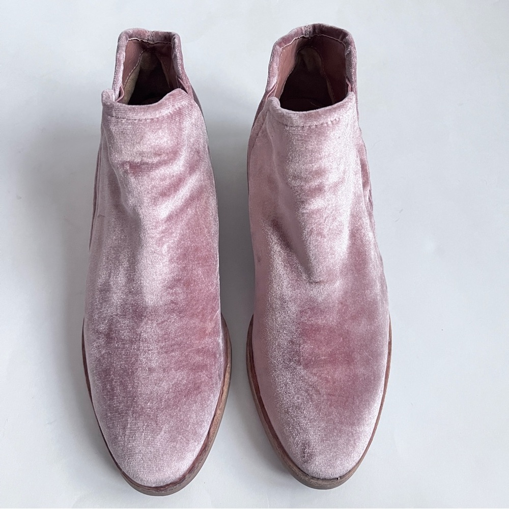 Dolce Vita Pink Velvet Ankle Boots Booties Size 8.5 - Picture 4 of 13